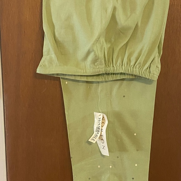 Norton McNaughton 2 peice Mint Green Small Linen pants Large tunic top. - Picture 1 of 3